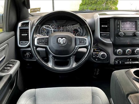 Used 2021 RAM 1500 Big Horn image 9