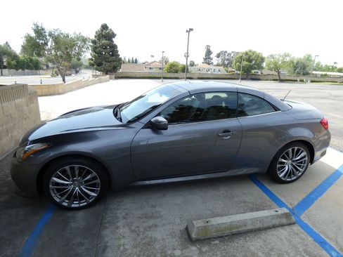 Used 2011 INFINITI G37 Sport w/ Premium Pkg image 57