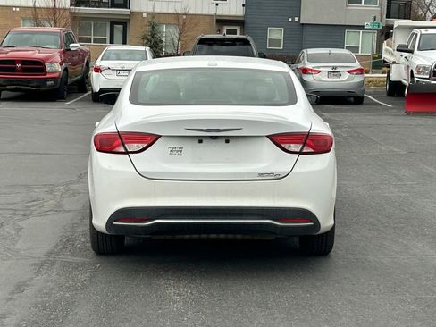 Used 2015 Chrysler 200 C image 5