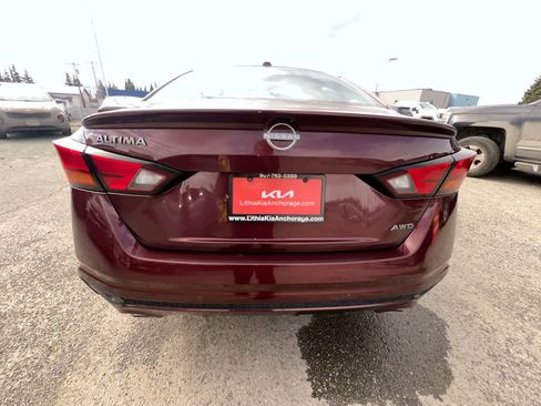 Used 2025 Nissan Altima 2.5 SV w/ SV Special Edition Package AWD/4WD image 25