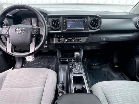 Used 2019 Toyota Tacoma SR AWD/4WD image 19