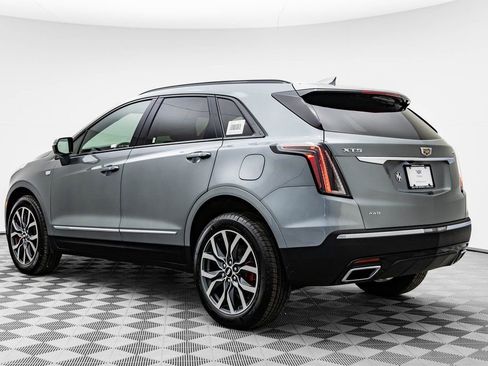 Used 2023 Cadillac XT5 Sportv image 2