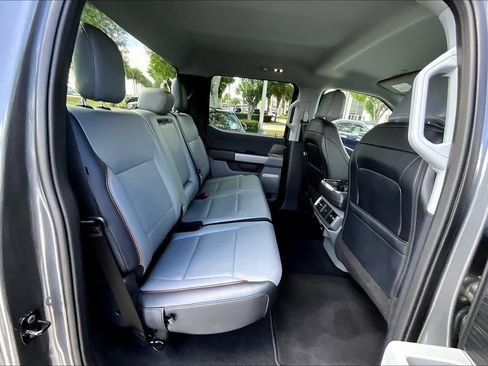 Used 2025 Ford F150 Lariat AWD/4WD image 34