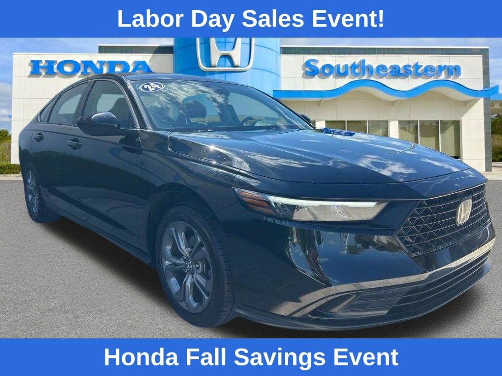 Used 2024 Honda Accord EX image 3
