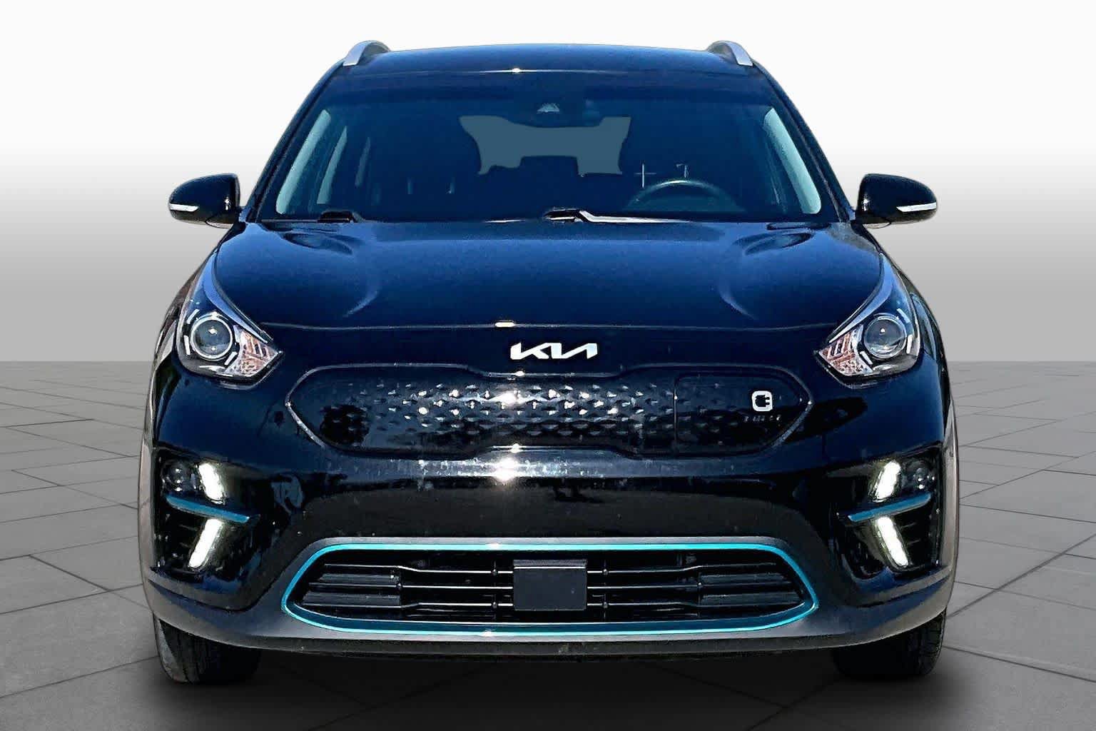 Used 2022 Kia Niro EX FWD image 3