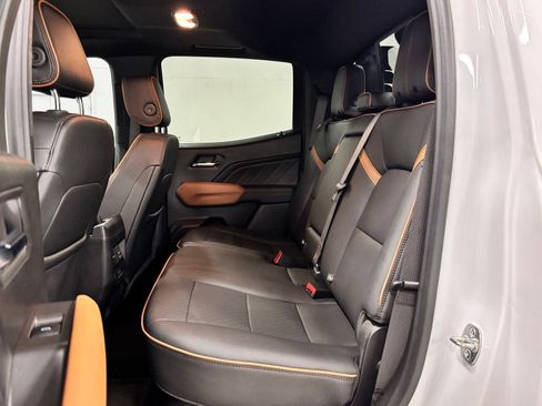 Used 2025 GMC Canyon AT4 w/ Nightfall Edition AWD/4WD image 20