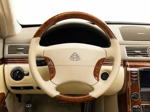 Used 2004 Maybach 57 RWD image 12