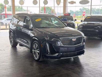 Used 2025 Cadillac XT6 Premium Luxury