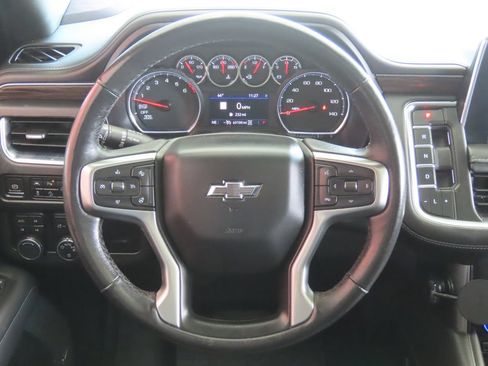 Used 2021 Chevrolet Tahoe Z71 w/ Luxury Package AWD/4WD image 50