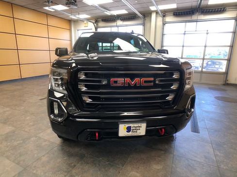Used 2022 GMC Sierra 1500 AT4 w/ AT4 Premium Package AWD/4WD image 2
