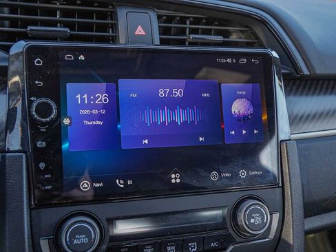 Used 2018 Honda Civic Sport image 17