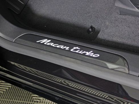 Certified 2025 Porsche Macan Turbo Electric image 18