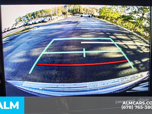 Used 2021 Toyota Highlander XLE image 35