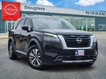 Used 2023 Nissan Pathfinder SL