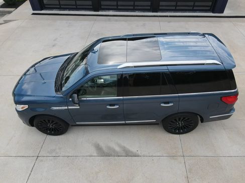Used 2019 Lincoln Navigator Reserve AWD/4WD image 56