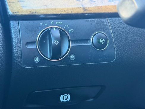 Used 2007 Mercedes-Benz E 350 4MATIC Sedan image 38