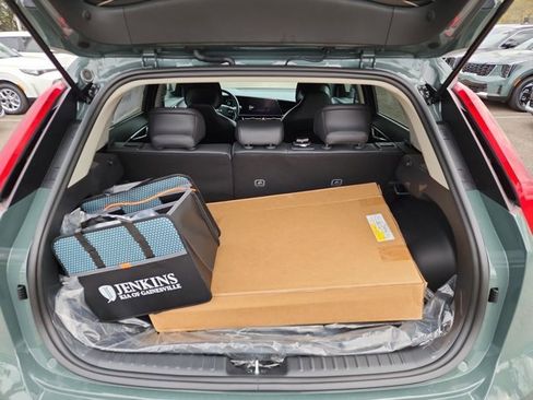 New 2026 Kia Niro EX image 7