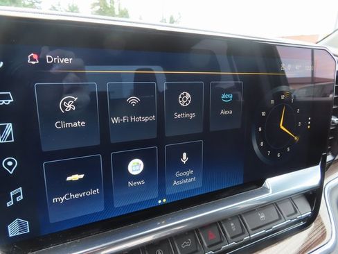 Used 2025 Chevrolet Silverado 1500 LT image 25