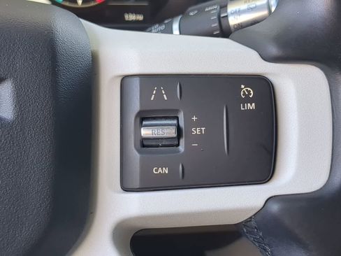 Used 2022 Land Rover Defender 110 S AWD/4WD image 27