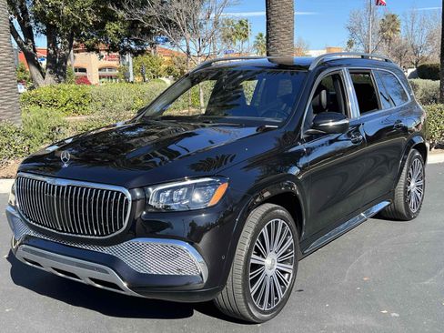 Used 2023 Mercedes-Benz Maybach GLS 600 4MATIC image 14