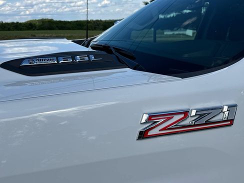 Used 2024 Chevrolet Silverado 2500 LTZ w/ LTZ Convenience Package AWD/4WD image 33