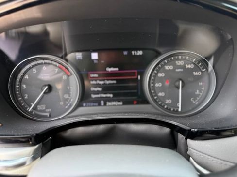 Used 2022 Cadillac XT5 Premium Luxury w/ Technology Package AWD/4WD image 6