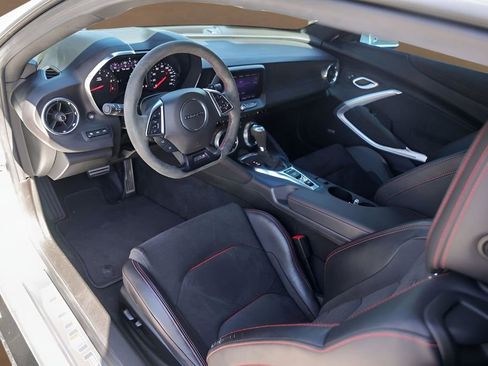 Used 2021 Chevrolet Camaro ZL1 image 11