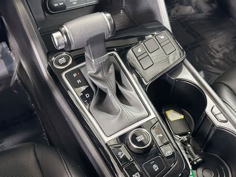 Used 2023 Kia Sportage EX FWD image 19
