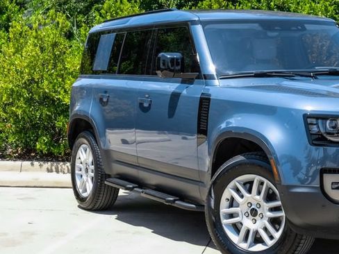 Used 2026 Land Rover Defender 110 S AWD/4WD image 8