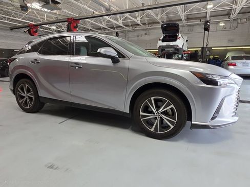 Used 2023 Lexus RX 350 Premium w/ Accessory Package FWD image 23