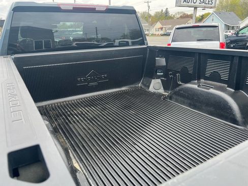 Used 2020 Chevrolet Silverado 1500 LT w/ All-Star Edition image 18