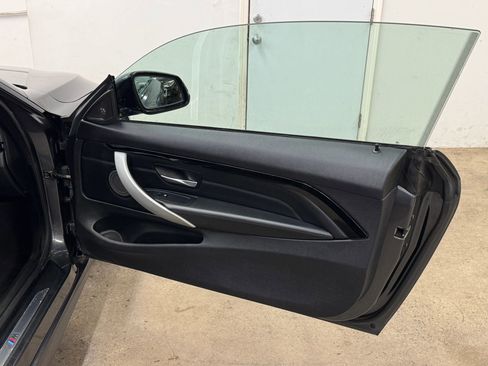 Used 2014 BMW 435i Coupe image 17