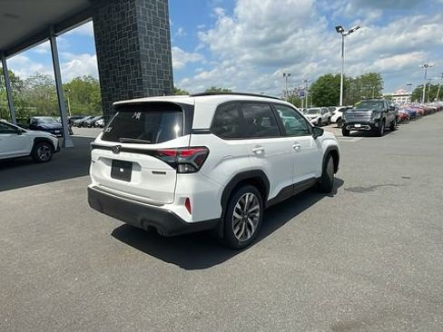 New 2026 Subaru Forester Touring AWD/4WD image 7