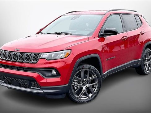 New 2026 Jeep Compass Latitude image 2