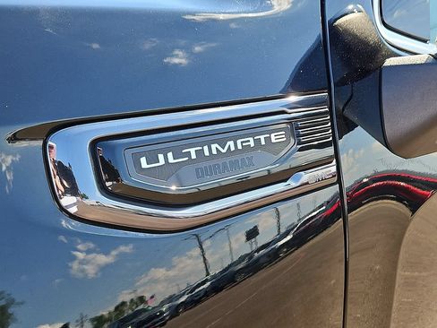 Used 2023 GMC Sierra 1500 Denali Ultimate AWD/4WD image 8