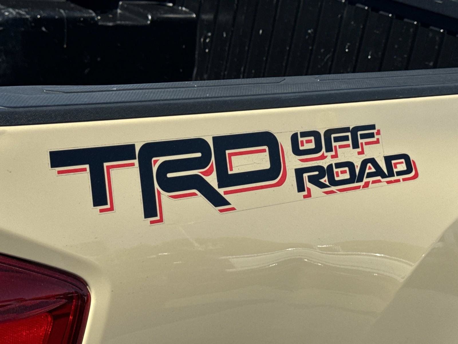 Used 2016 Toyota Tacoma TRD Off-Road w/ Towing Package RWD image 30