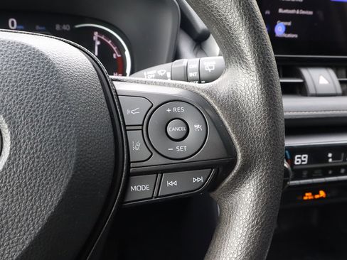 Used 2024 Toyota RAV4 XLE image 26