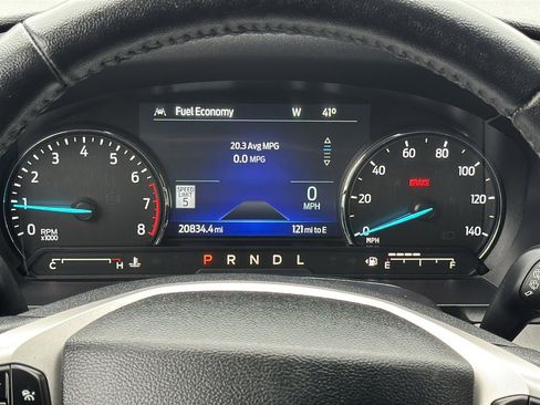 Used 2022 Ford Explorer XLT w/ Equipment Group 202A image 20