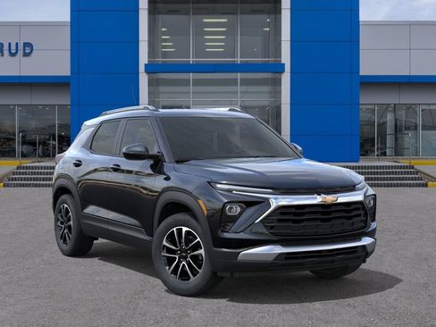 New 2026 Chevrolet TrailBlazer LT w/ LT Cold Weather Package AWD/4WD image 7