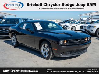 Used 2022 Dodge Challenger SXT video 3