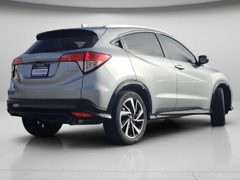 Used 2019 Honda HR-V Sport image 9