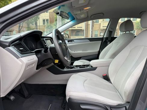 Used 2018 Hyundai Sonata SE image 15