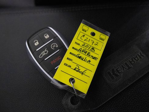 Used 2018 Alfa Romeo Giulia Base w/ Nero Edizione image 28