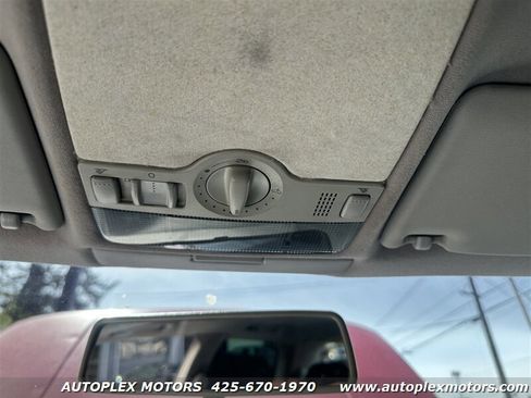 Used 2005 Volkswagen GTI 1.8T FWD image 25