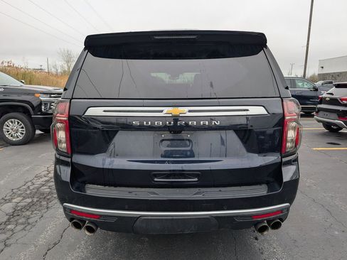 Used 2024 Chevrolet Suburban High Country image 7