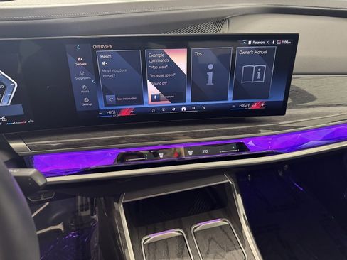 Used 2025 BMW 740i xDrive image 25