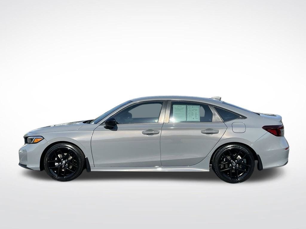 Used 2025 Honda Civic Sport image 2