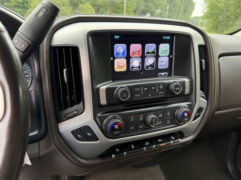 Used 2017 GMC Sierra 1500 SLT w/ SLT Premium Package AWD/4WD image 30