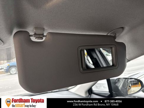 Used 2021 Toyota C-HR LE image 31