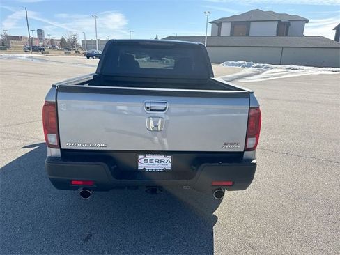 Used 2023 Honda Ridgeline Sport image 12